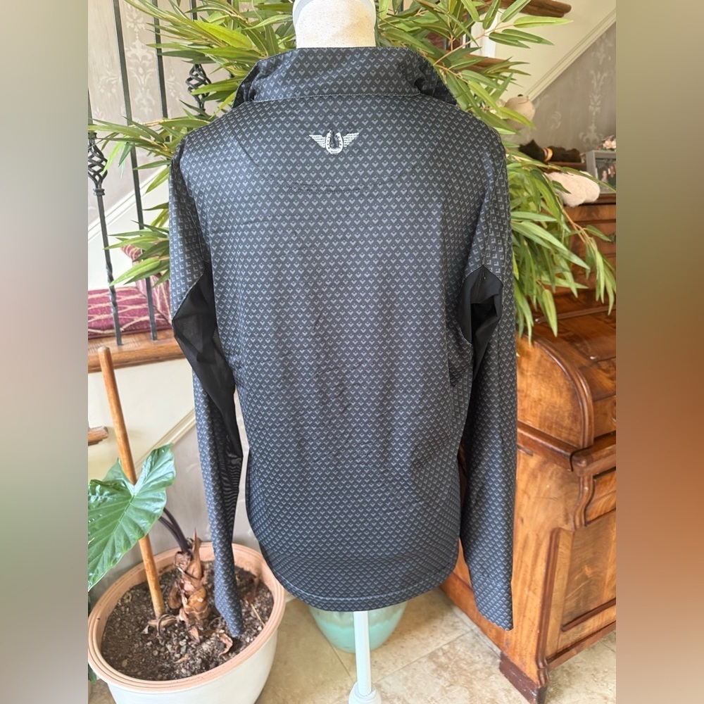 SOLD TuffRider Ladies Ventilated Technical Long Sleeve Sport Shirt, Black, Large - Picture 4 of 10
